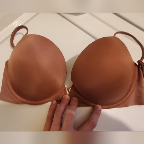 Victoria's Secret Cloud Bra - Picture 1 of 1